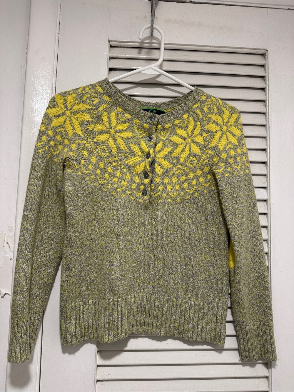 C. Wonder Gray and Yellow Snowflake Crewneck Sweater